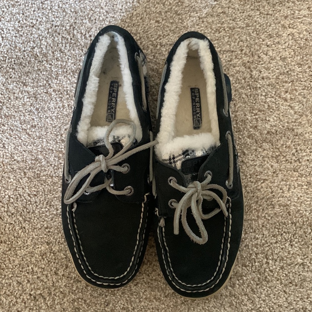 Fur lined Sperrys - Picture 6 of 7